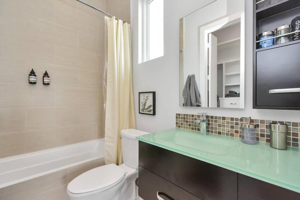 Villa Casa Labella - Downtown Skyline Views - Sleeps 10 Houston Exterior foto