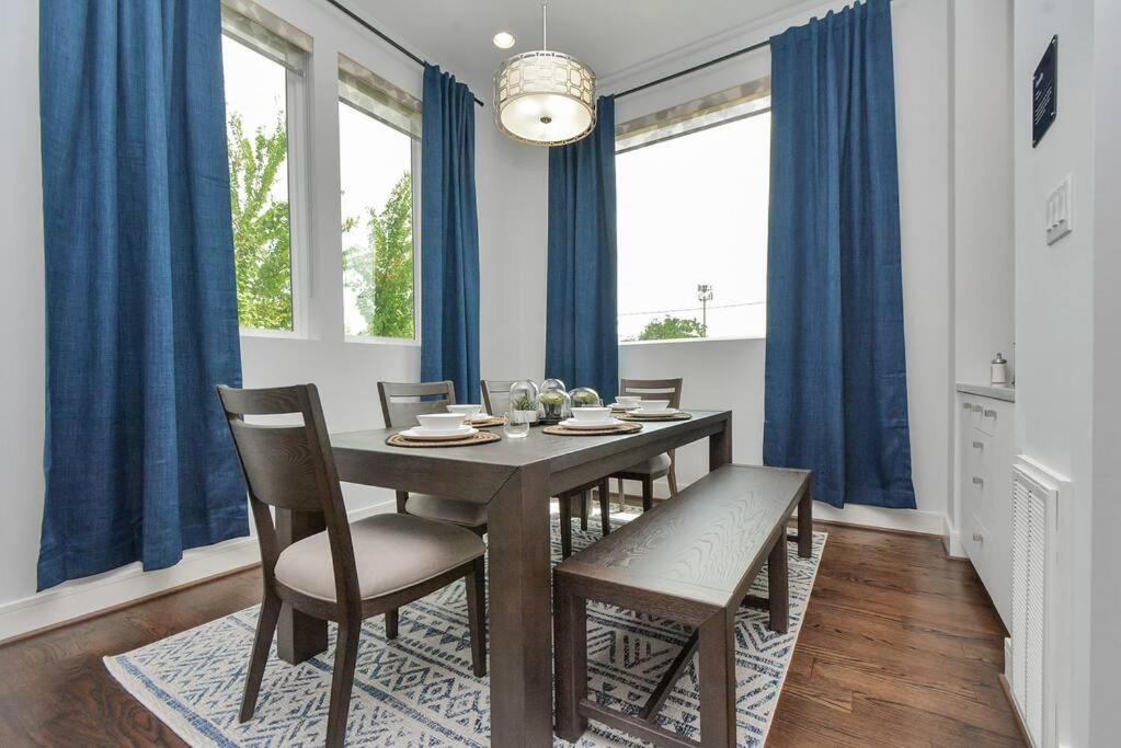Villa Casa Labella - Downtown Skyline Views - Sleeps 10 Houston Exterior foto
