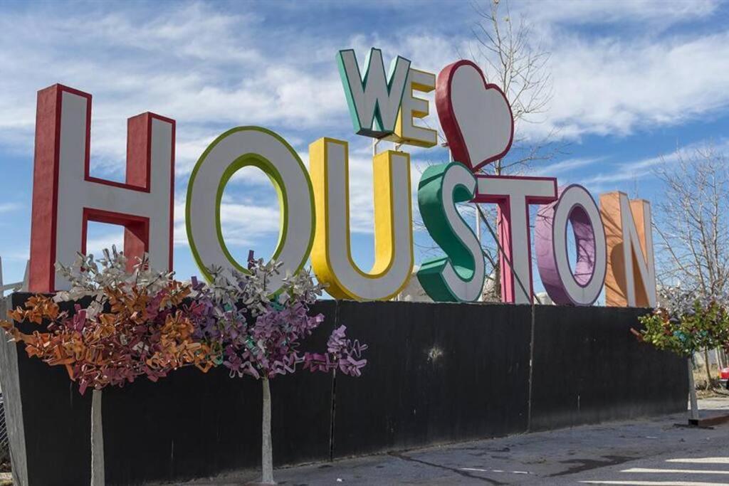 Villa Casa Labella - Downtown Skyline Views - Sleeps 10 Houston Exterior foto