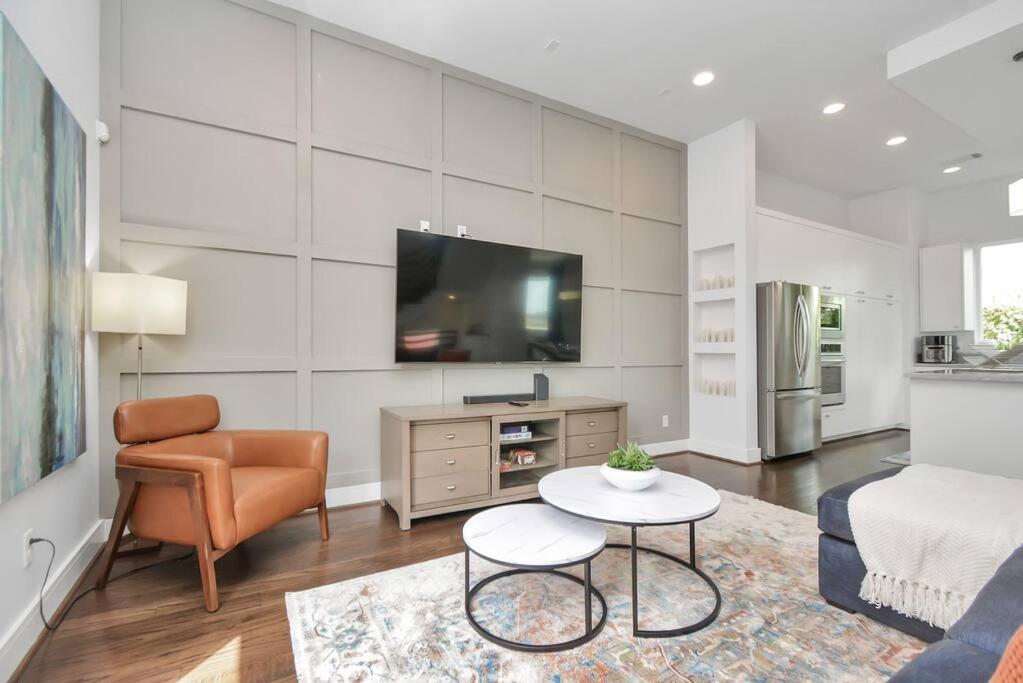 Villa Casa Labella - Downtown Skyline Views - Sleeps 10 Houston Exterior foto