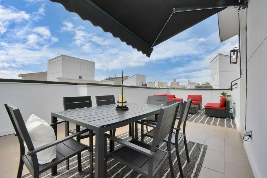 Villa Casa Labella - Downtown Skyline Views - Sleeps 10 Houston Exterior foto