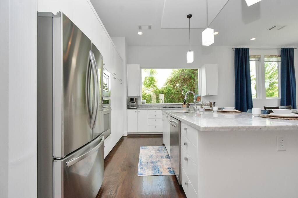 Villa Casa Labella - Downtown Skyline Views - Sleeps 10 Houston Exterior foto