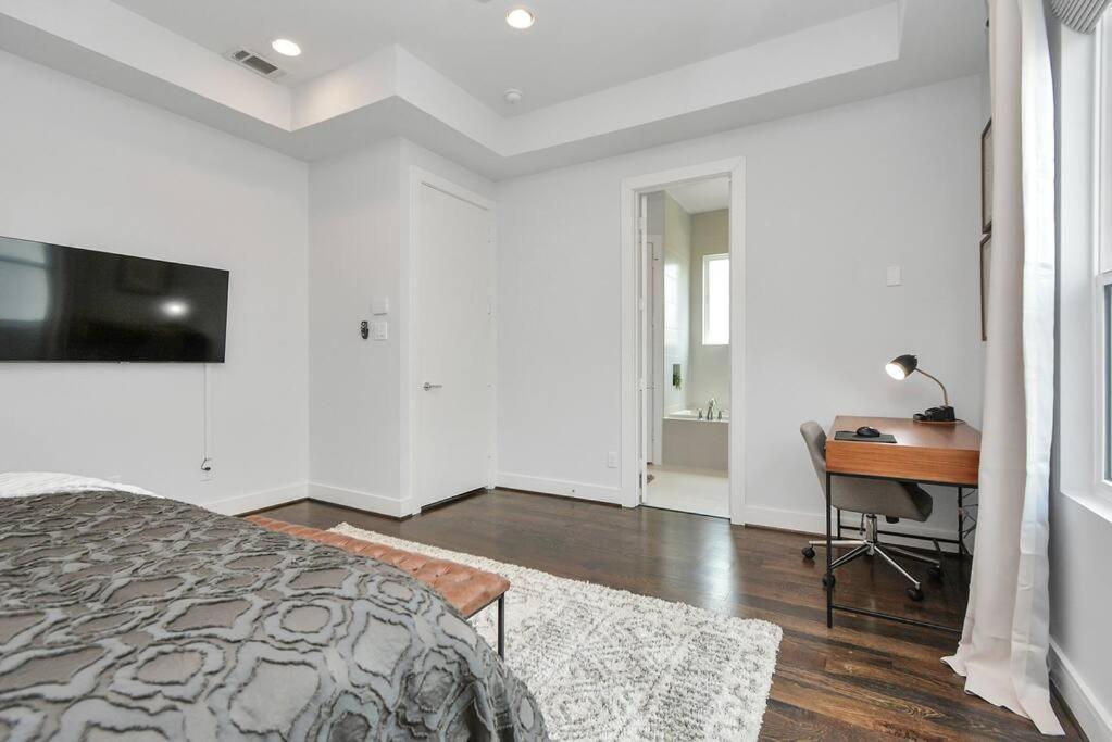 Villa Casa Labella - Downtown Skyline Views - Sleeps 10 Houston Exterior foto